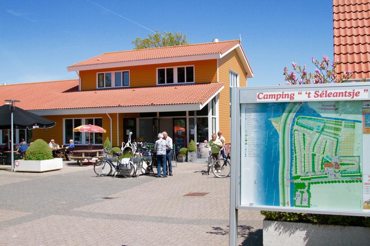 Ijsselmeer-Chalet Nr. 66 Molkwerum Dış mekan fotoğraf