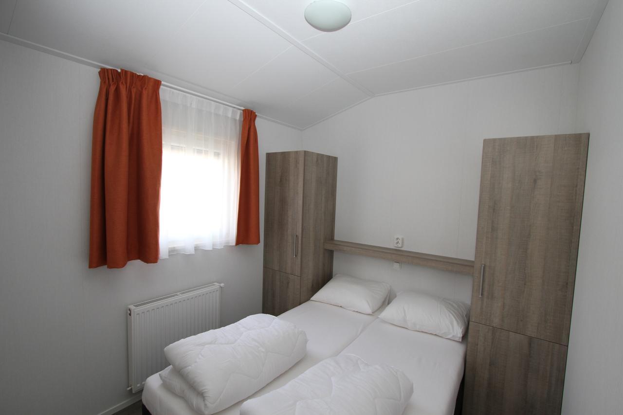 Ijsselmeer-Chalet Nr. 66 Molkwerum Dış mekan fotoğraf