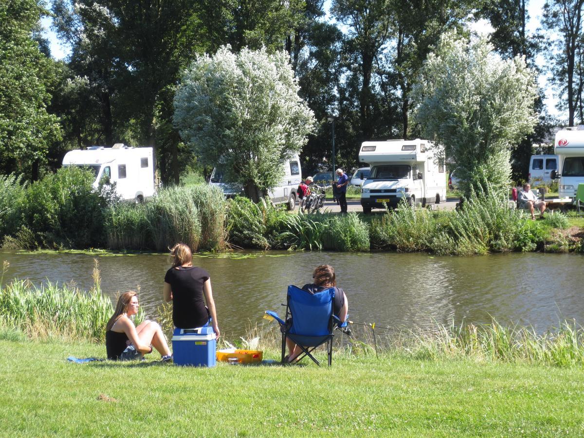Ijsselmeer-Chalet Nr. 66 Molkwerum Dış mekan fotoğraf